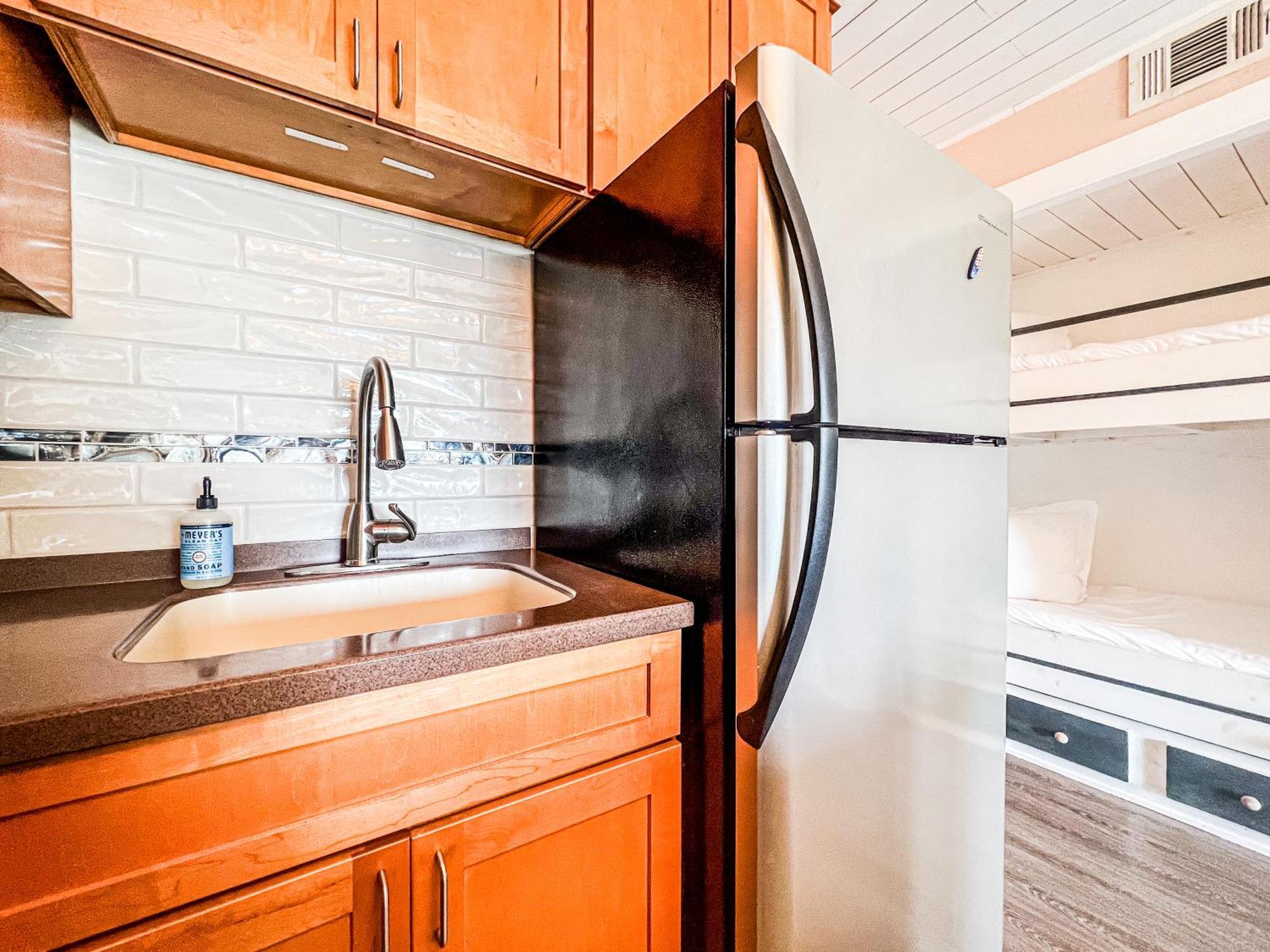 Cozy Beach Condo Sleeps 6 Pool Carolina Beach Εξωτερικό φωτογραφία